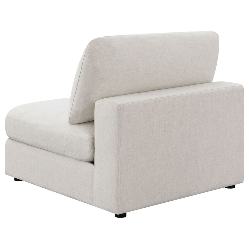 Rhette - Upholstered Sectional With Reversible Cushions