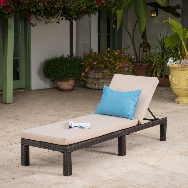 Puerta - Chaise Lounge Frame Cushion Outdoor Wicker Iron - Beige / Dark Brown