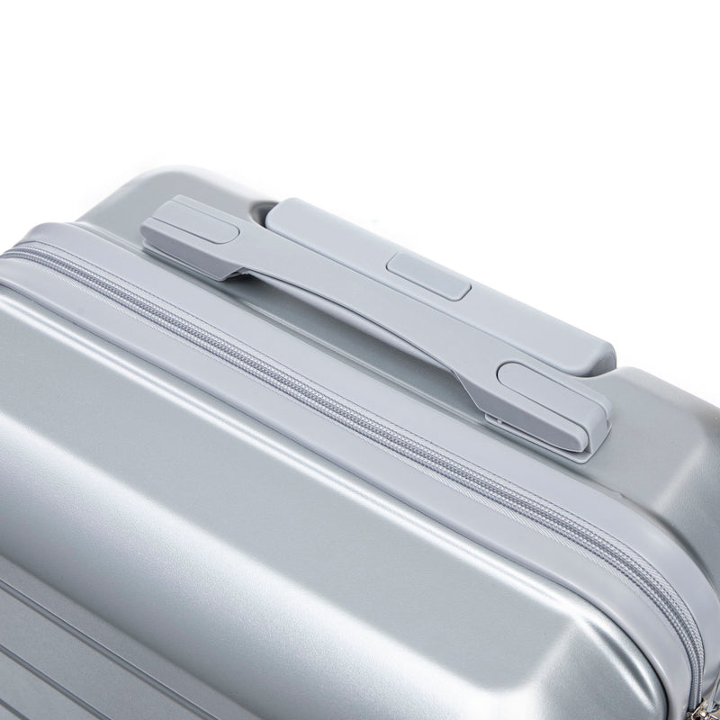 Spinner Luggage Set With Combination Lock