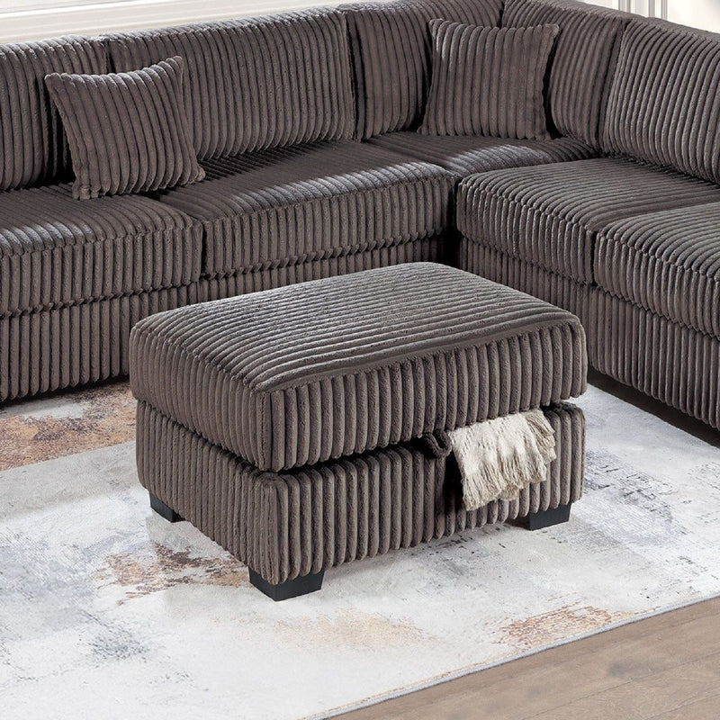 3 Piece Sectional Sofa With Reversible Chaise And USB Storage Ottoman