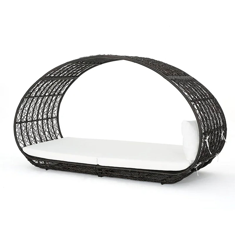 Abigal - Outdoor Wicker Daybed With Cushion