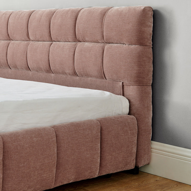 Modern Platform Bed Frame With Thick Fabric