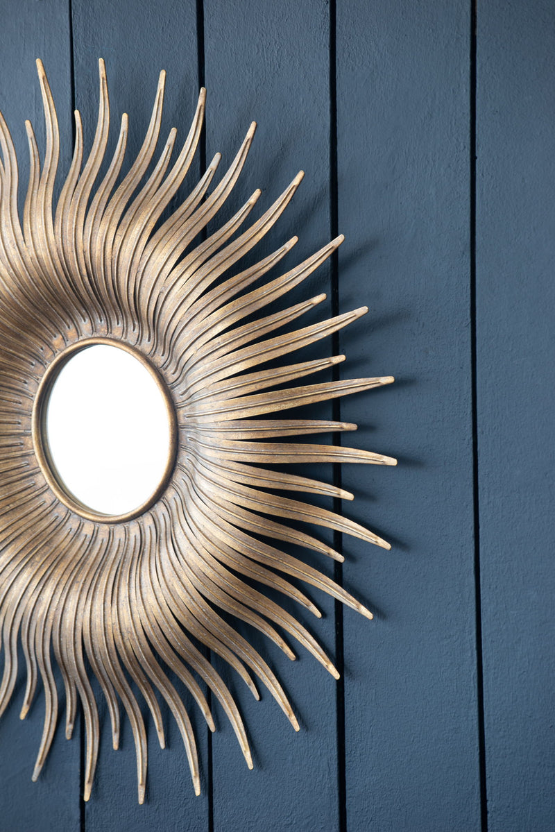 Retro DesignSunburst Metal Wall Mirror Decorative Mirror For A Bedroom Dressing Room, Hallway Or Living Space - Gold