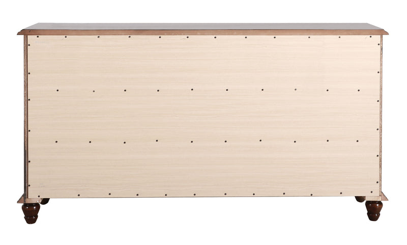 Elegant Traditional Dresser