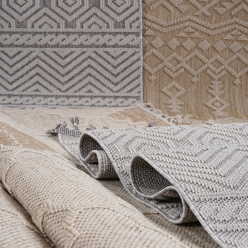 Guros - 6' X 9' Trellis Indoor / Outdoor Area Rug - Cream