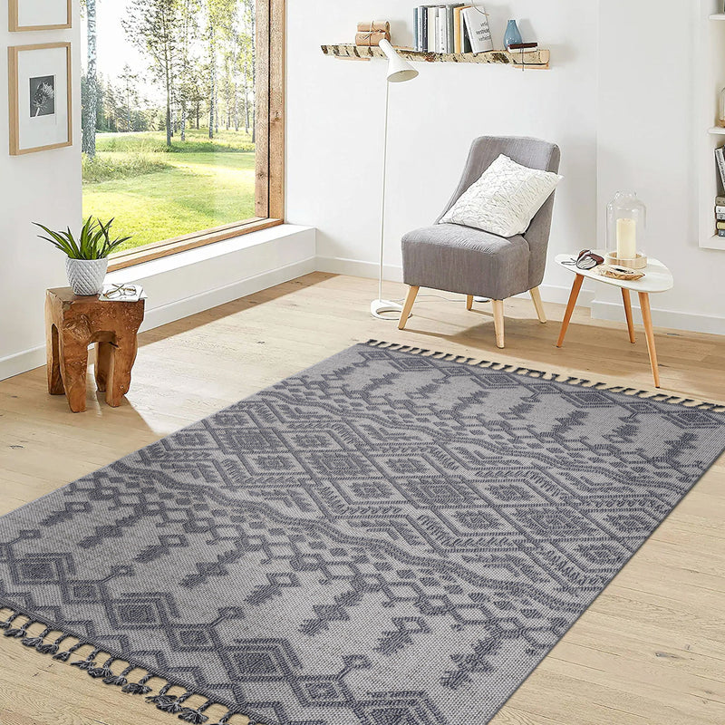 Guros - Traditional Indoor / Outdoor Area Rug