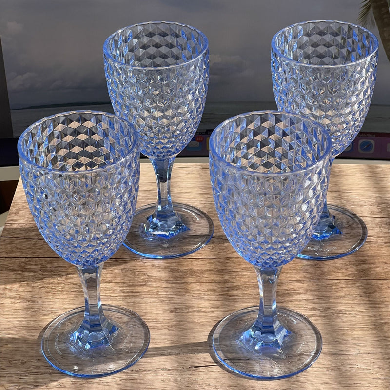 Diamond Cut Plastic Wine Glasses (Set of 4)