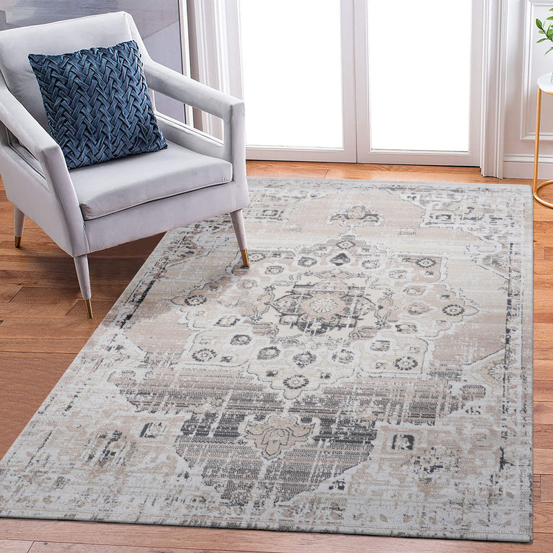 Payas - 8' X 10' Medallion Area Rug - Cream / Beige
