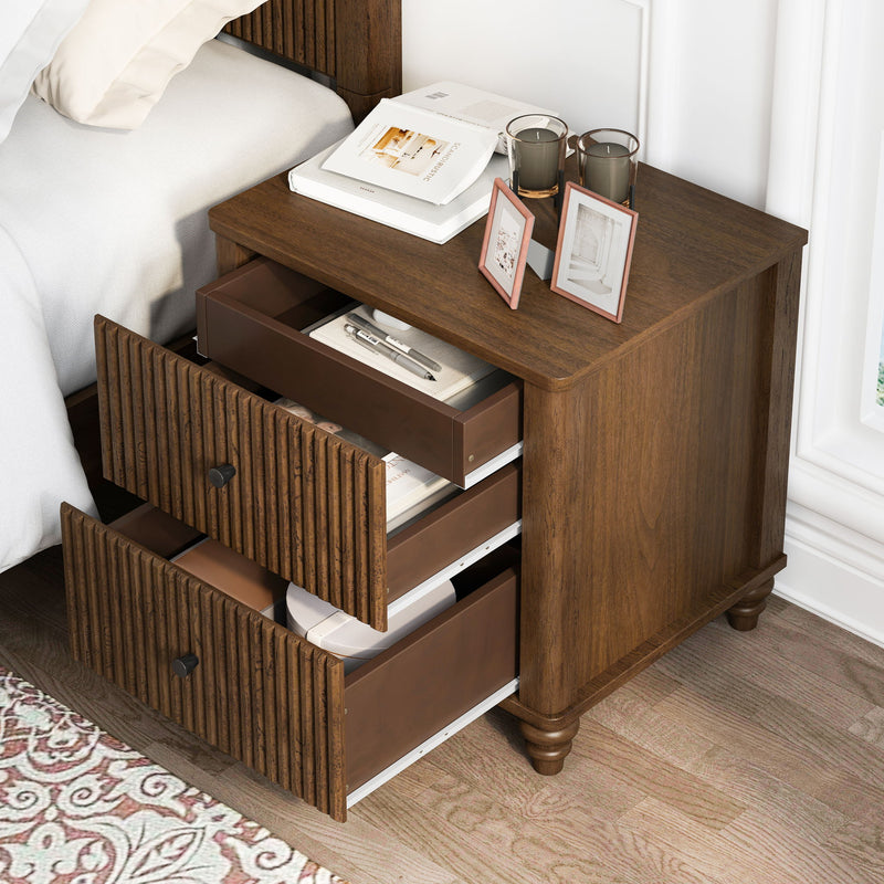 3 Piece Bedroom Set With Bed And 2 Nightstands