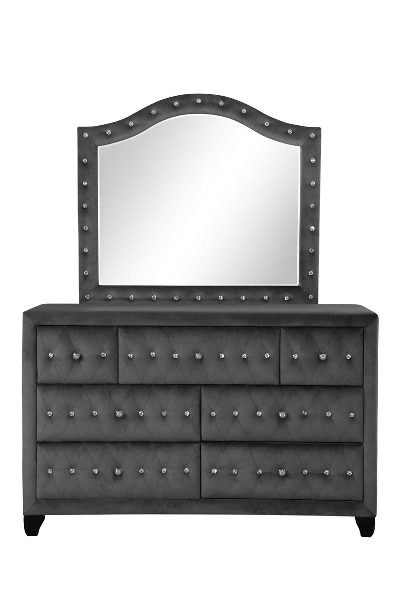 King 5 Piece Bedroom Set Made - Gray